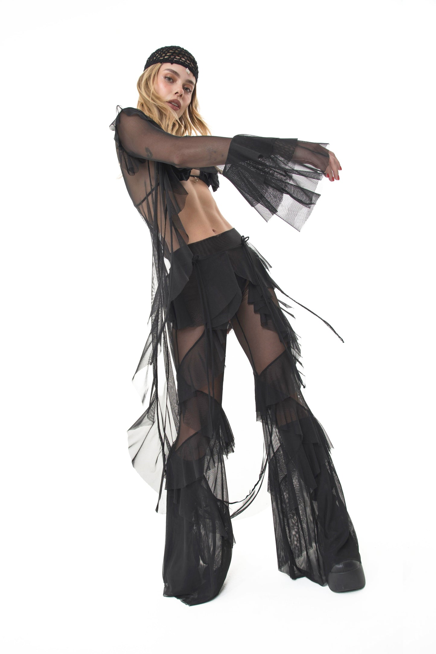 VEIL FLORA BLACK